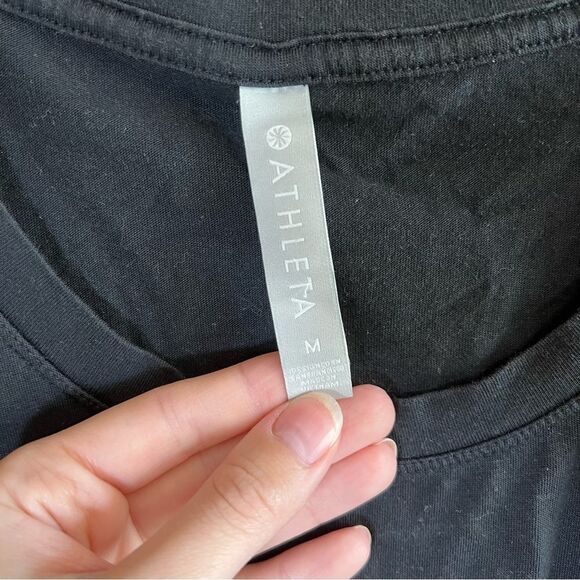✨ Athleta Equal Play Black Cotton T-Shirt Medium - Picture 4 of 8
